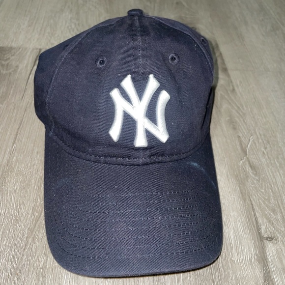 New Era Other - New York Yankees new era 9Twenty strap back hat